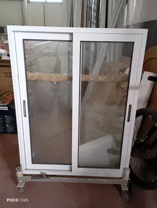 Ventana corredera aluminio blanco