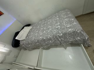 Estructura cama 90cm con 2 cajones con el colchón