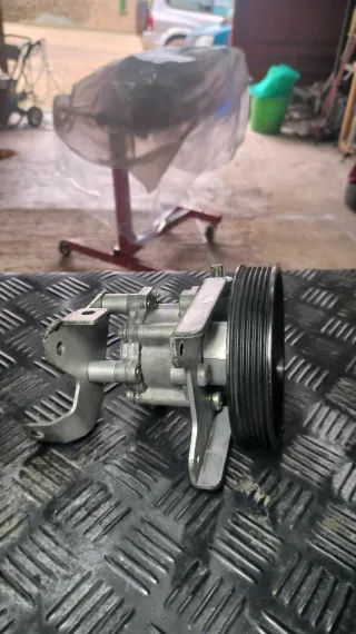 Bomba dirección BMW E46