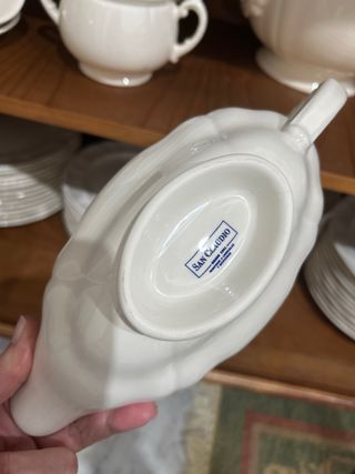 Vajilla San Claudio 77 piezas.