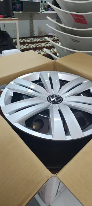 Llantas de Hierro + Tapacubos Originales VW Caddy