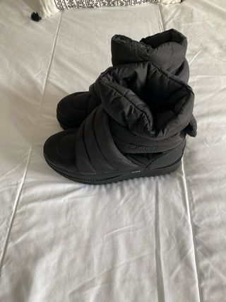 Botas UGG Negras Impermeables Talla 38