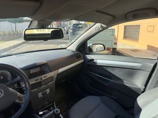 Opel Astra 2006