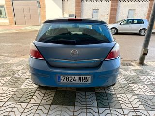 Opel Astra 2006