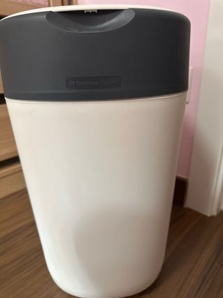 Cubo pañales Tommee Tippee sin recambios