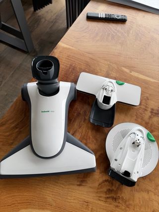 Aspiradora Vorwerk Kobold VK200 + Accesorios