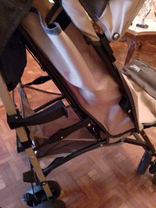 Sillita de paseo bbest casi nueva