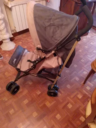 Sillita de paseo bbest casi nueva