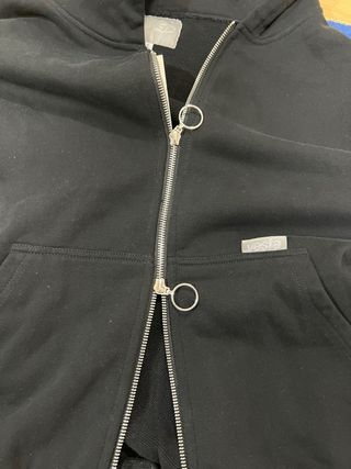 Sudadera VestaGarments Negra con Cremallera