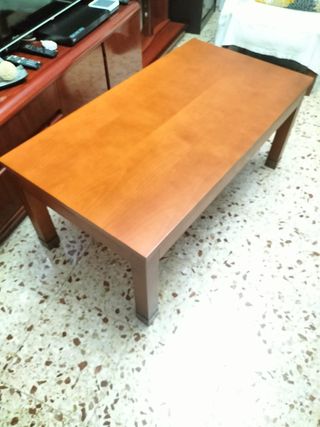 Mesa de centro abatible de madera