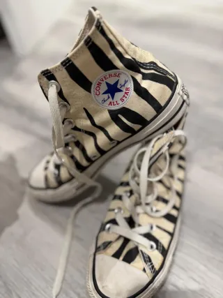 Lote de zapatillas originales (Adidas + Converse)