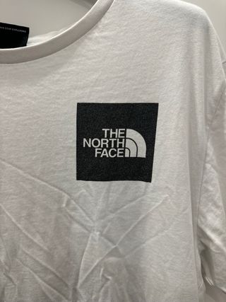 Camiseta The North Face Blanca