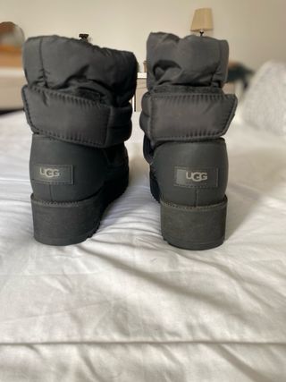 Botas UGG Negras Impermeables