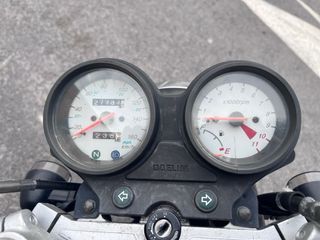 Daelim Roadwin 125 FI con maleta, ITV EN VIGOR