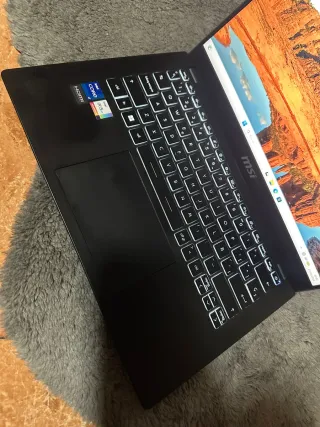 MSI Laptop Negro