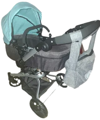 Carrito de muñecas con capazo y bolso