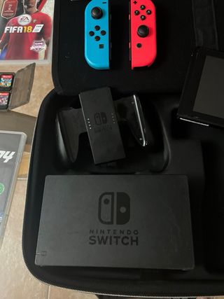 Nintendo Switch + Accesorios y Juegos
