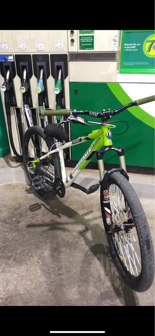 Bicicleta Mondraker per stunt