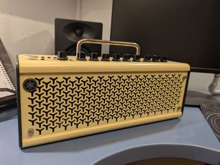 Amplificador Yamaha THR10II