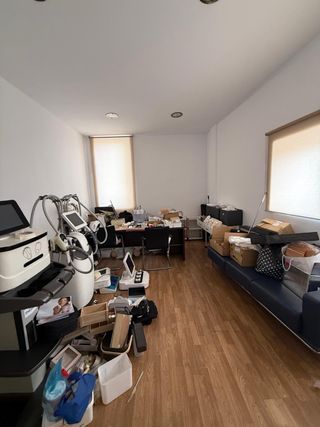 ALQUILER oficina ed. Linea Real. 20m2.