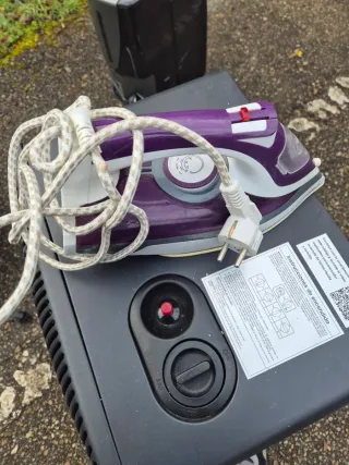 Plancha de vapor morada