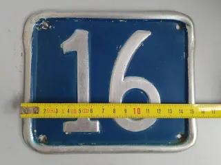 Antigua Chapa Metálica de Número de Calle