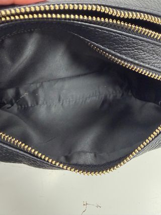 Tracolla in pelle nera
