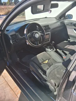 Volkswagen Golf 2003