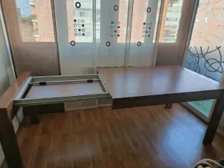 Mesa de salón y mesa de centro de madera