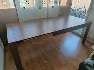 Mesa de salón y mesa de centro de madera