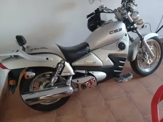 Moto Chopper CSR Automática