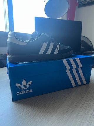 Zapatillas Adidas Samba Negras y Blancas