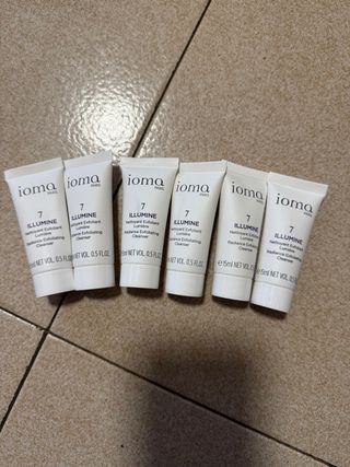 IOMA ILLUMINE Nettoyant Exfoliant Cleanser x6