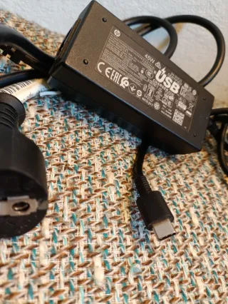 Cargador HP modelo TPN-LA19 USB C - 45W Portátiles