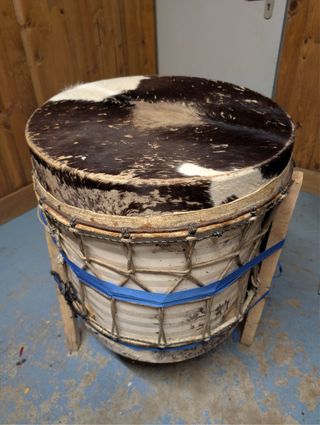 Dunumba Africano Piel Vaca