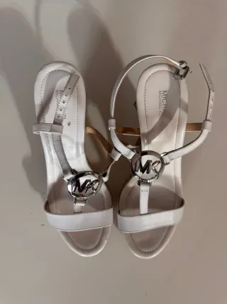Sandalias Michael Kors Talla 39 Blancas