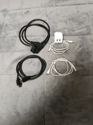 PS4 Pro 1TB + 2 Mandos + Cámara + FIFA 18