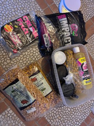 Lote de cebos MAINLINE