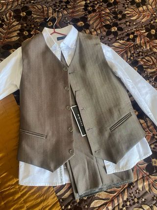 Traje de niño 12/13 años NUKUTAVAKE Talla M