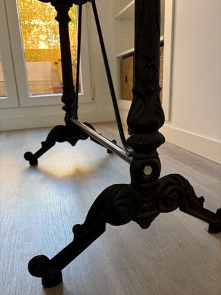 Tavolo in Marmo e Ghisa