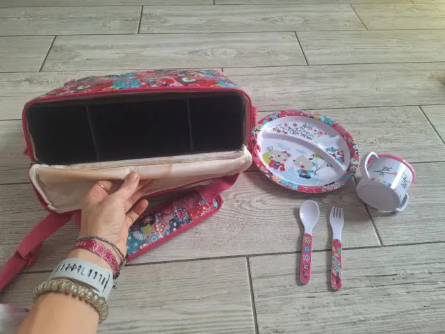 Trona Tuc Tuc Viaje + Vajilla a Estrenar