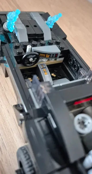 LEGO 76181 Batman Batmóvil Caza Penguin