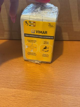 6 Prese Vimar Contenitori e Scatole