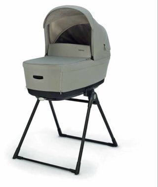 Capazo Inglesina Electa 2023 + Trípode Verde