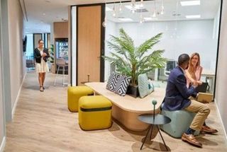 Oficina en alquiler en La Paz en Madrid