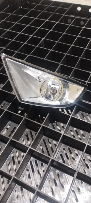 Faro Antiniebla Mondeo MK3