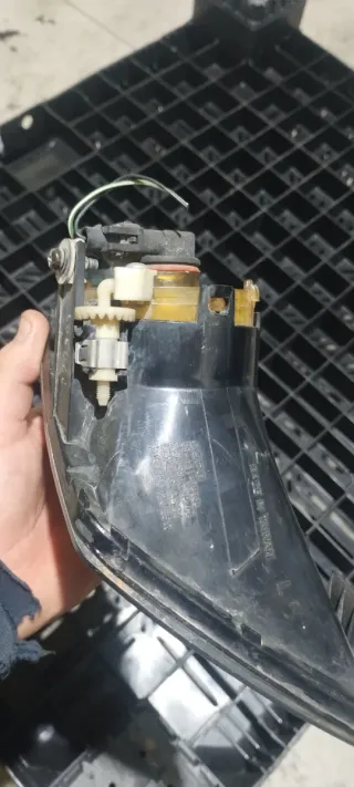 Faro Antiniebla Mondeo MK3