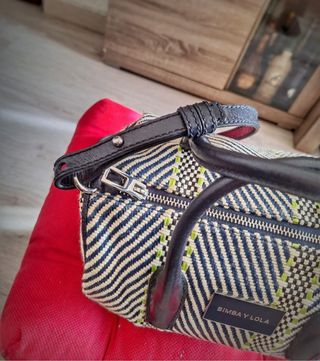 Bolso Bimba y Lola negro y multicolor