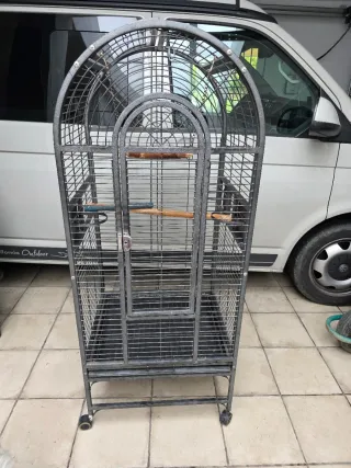 Jaula grande para loros