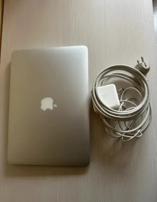 MacBook Air 13" Plata